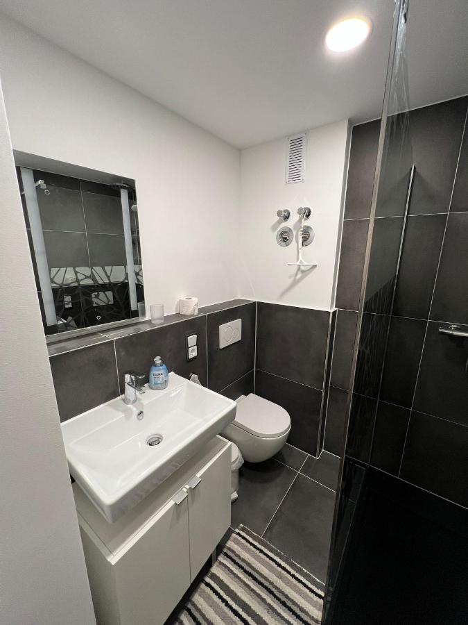 Modernes Appartement In Der Innenstadt Κολωνία Εξωτερικό φωτογραφία